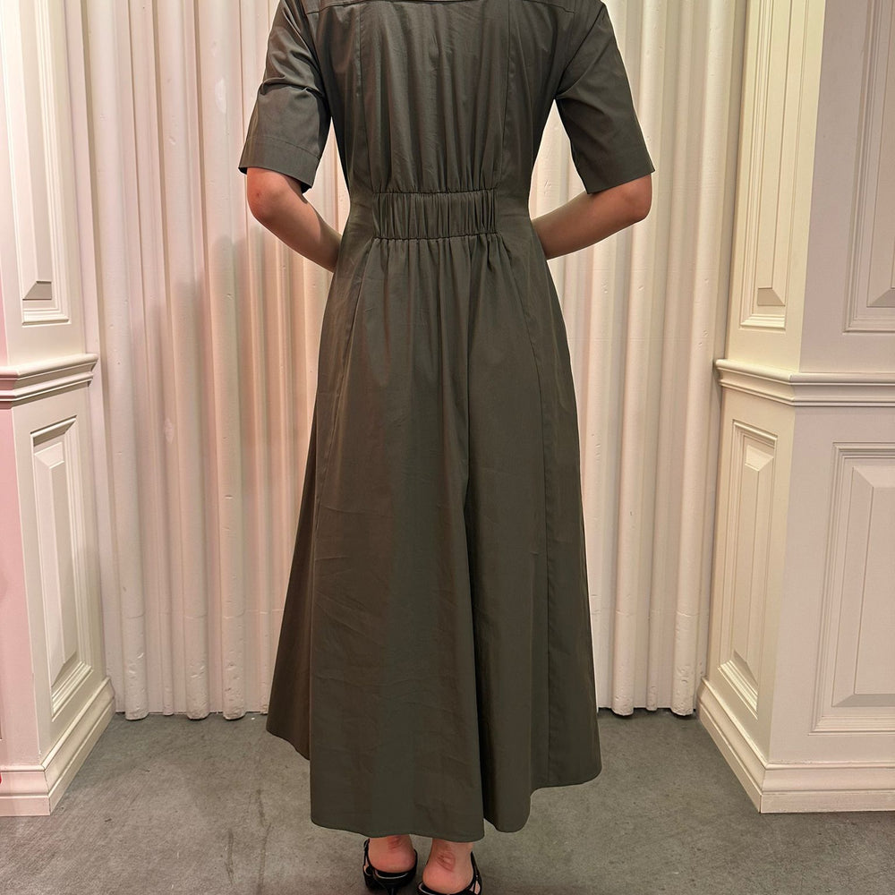 Back of Exquise Rylie Dress In Khaki